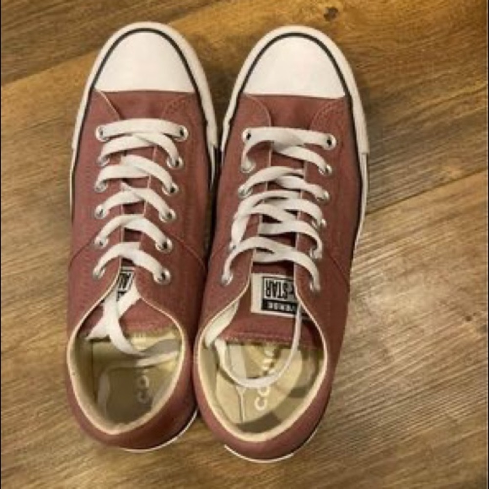 Women’s Converse